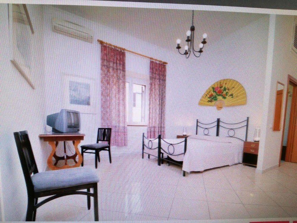 רומא Hotel Touring מראה חיצוני תמונה